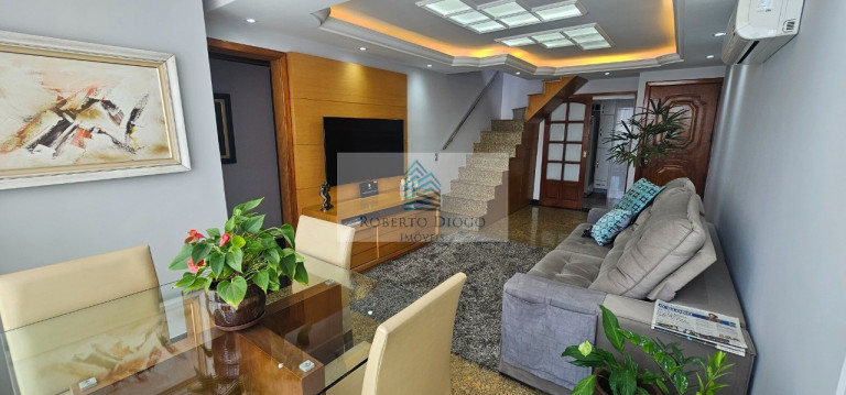 Imagem Cobertura com 3 Quartos à Venda, 233 m² em Icaraí - Niterói Imagem Cobertura com 3 Quartos à Venda, 233 m² em Icaraí - Niterói