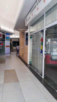 Loja à Venda, 11 m² em Pitangueiras - Guarujá