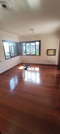 Imagem Sobrado com 5 Quartos à Venda, 338 m² em Jardim Itu - Porto Alegre Imagem Sobrado com 5 Quartos à Venda, 338 m² em Jardim Itu - Porto Alegre