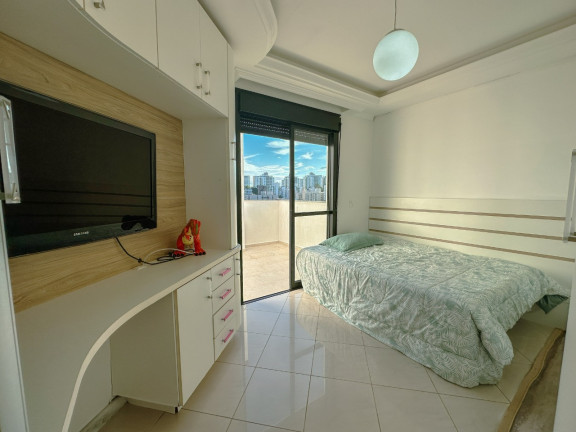 Imagem Cobertura com 3 Quartos à Venda, 455 m² em Balneário - Florianópolis Imagem Cobertura com 3 Quartos à Venda, 455 m² em Balneário - Florianópolis
