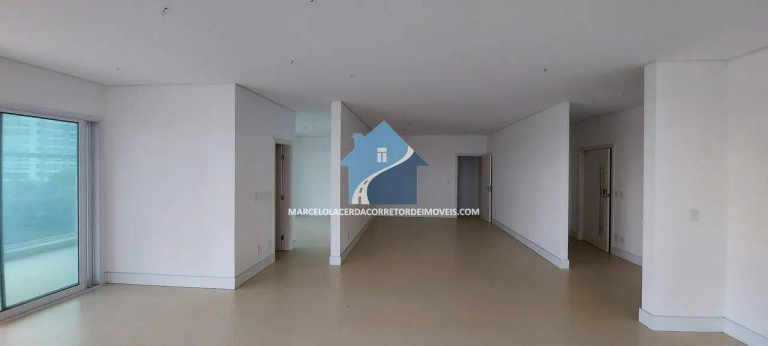 Imagem Apartamento com 5 Quartos para Alugar, 538 m² em Adrianópolis - Manaus Imagem Apartamento com 5 Quartos para Alugar, 538 m² em Adrianópolis - Manaus