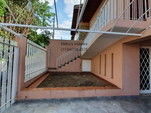 Imóvel com 3 Quartos à Venda,  em Vila São José - Várzea Paulista