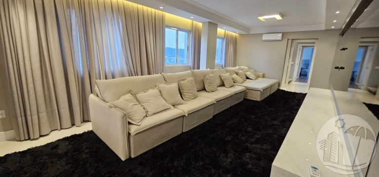 Imagem Apartamento com 5 Quartos à Venda, 261 m² em Centro - Balneário Camboriú Imagem Apartamento com 5 Quartos à Venda, 261 m² em Centro - Balneário Camboriú