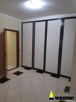 Imagem Casa com 3 Quartos à Venda, 500 m² em Eldorado - Diadema Imagem Casa com 3 Quartos à Venda, 500 m² em Eldorado - Diadema