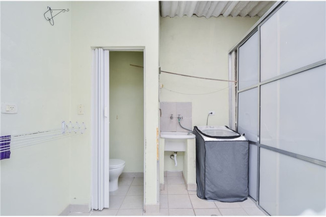 Imagem Casa com 2 Quartos à Venda, 119 m² em Granja Julieta - São Paulo Imagem Casa com 2 Quartos à Venda, 119 m² em Granja Julieta - São Paulo