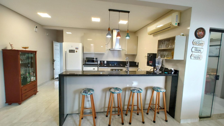 Imagem Sobrado com 4 Quartos à Venda, 183 m² em Bairro Ubatuba - Sc - São Francisco Do Sul Imagem Sobrado com 4 Quartos à Venda, 183 m² em Bairro Ubatuba - Sc - São Francisco Do Sul
