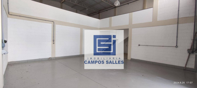 Galpão à Venda ou Locação, 206 m² em Aparecidinha - Socorro