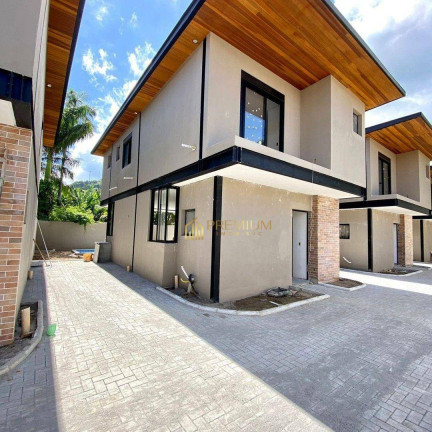 Imagem Sobrado com 3 Quartos à Venda, 193 m² em Barequeçaba - São Sebastião Imagem Sobrado com 3 Quartos à Venda, 193 m² em Barequeçaba - São Sebastião