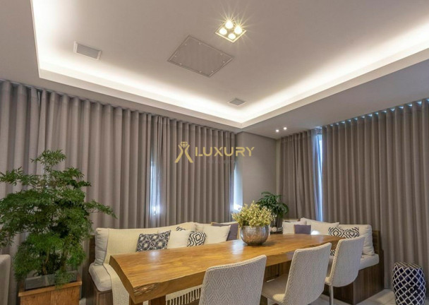 Imagem Imóvel com 4 Quartos à Venda, 180 m² em Vila Da Serra - Nova Lima Imagem Imóvel com 4 Quartos à Venda, 180 m² em Vila Da Serra - Nova Lima