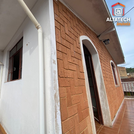Imagem Casa com 2 Quartos à Venda, 223 m² em Sao Jorge - Poços De Caldas Imagem Casa com 2 Quartos à Venda, 223 m² em Sao Jorge - Poços De Caldas