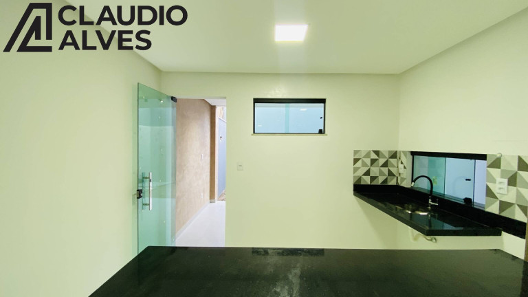 Imagem Casa com 3 Quartos à Venda, 132 m² em Mangabeira - Feira De Santana