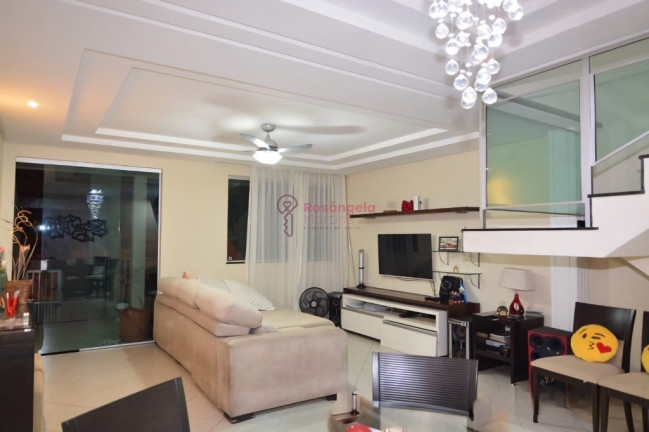 Imagem Casa com 3 Quartos à Venda, 180 m² em Centro De Vila Velha - Vila Velha Imagem Casa com 3 Quartos à Venda, 180 m² em Centro De Vila Velha - Vila Velha