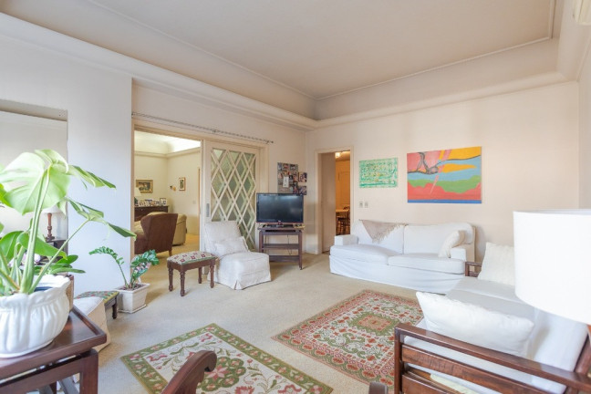 Imagem Apartamento com 3 Quartos à Venda, 231 m² em Moinhos De Vento - Porto Alegre Imagem Apartamento com 3 Quartos à Venda, 231 m² em Moinhos De Vento - Porto Alegre