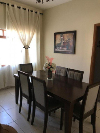 Imagem Casa com 3 Quartos à Venda, 242 m² em Parque Das árvores - Guaratinguetá Imagem Casa com 3 Quartos à Venda, 242 m² em Parque Das árvores - Guaratinguetá