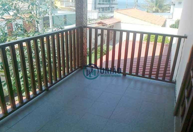 Imagem Casa com 6 Quartos à Venda, 380 m² em Piratininga - Niterói Imagem Casa com 6 Quartos à Venda, 380 m² em Piratininga - Niterói