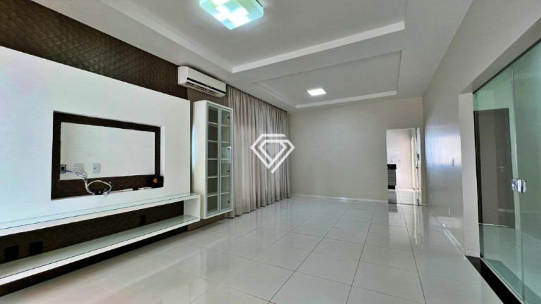 Imagem Casa à Venda, 240 m² em Plano Diretor Sul - Palmas Imagem Casa à Venda, 240 m² em Plano Diretor Sul - Palmas