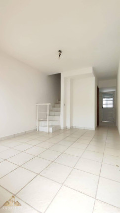 Imagem Casa de Condomínio com 2 Quartos à Venda, 65 m² em Guaratiba - Rio De Janeiro