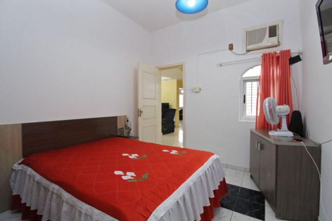 Imagem Casa com 5 Quartos à Venda, em Sarandi - Porto Alegre Imagem Casa com 5 Quartos à Venda, em Sarandi - Porto Alegre