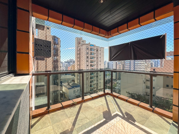 Imagem Apartamento com 4 Quartos à Venda, 258 m² em Centro - Florianópolis Imagem Apartamento com 4 Quartos à Venda, 258 m² em Centro - Florianópolis