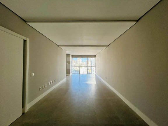 Imagem Apartamento com 4 Quartos à Venda, 144 m² em Centro - Balneário Camboriú Imagem Apartamento com 4 Quartos à Venda, 144 m² em Centro - Balneário Camboriú