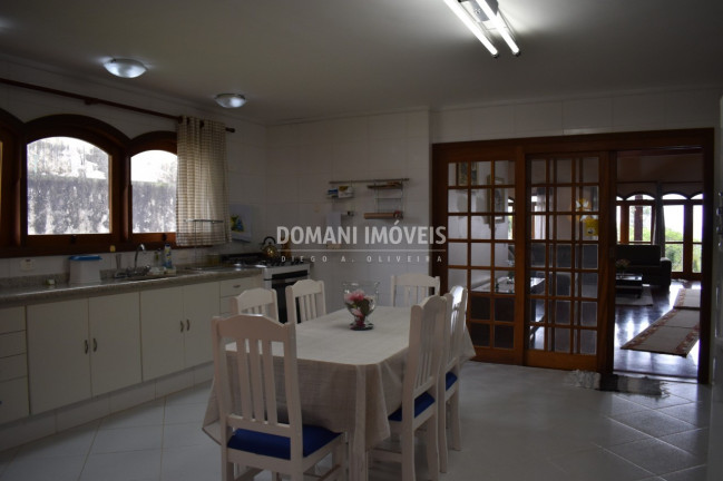 Imagem Casa com 4 Quartos à Venda, 314 m² em Região Do Alto Do Capivari - Campos Do Jordão Imagem Casa com 4 Quartos à Venda, 314 m² em Região Do Alto Do Capivari - Campos Do Jordão