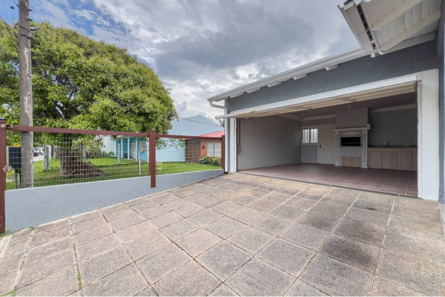 Casa com 4 Quartos à Venda, 200 m² em Centro - Xangri-lá