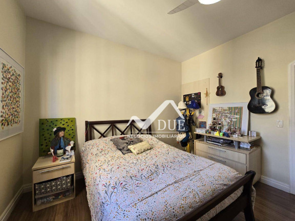 Imagem Apartamento com 3 Quartos à Venda, 153 m² em Gonzaga - Santos