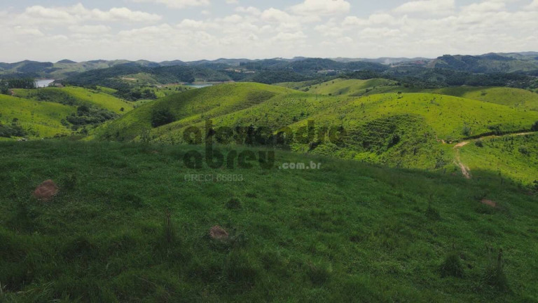 Imagem Fazenda à Venda, 130 m² em Santa Branca