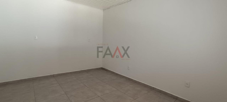 Imagem Casa com 2 Quartos à Venda, 87 m² em Dos Estados - Guarapuava Imagem Casa com 2 Quartos à Venda, 87 m² em Dos Estados - Guarapuava