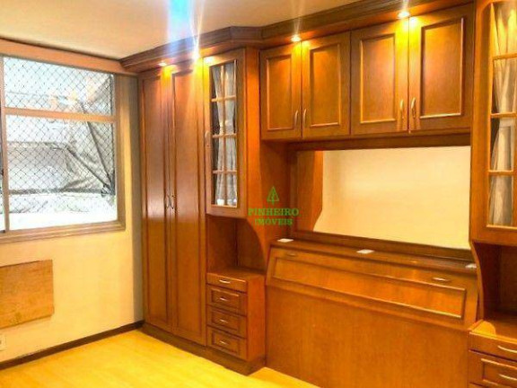 Imagem Apartamento com 2 Quartos à Venda, 134 m² em Icaraí - Niterói Imagem Apartamento com 2 Quartos à Venda, 134 m² em Icaraí - Niterói