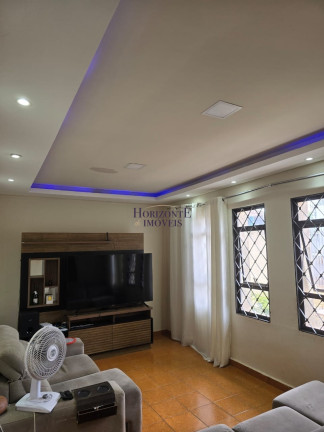 Imagem Casa com 4 Quartos à Venda, 225 m² em Amambaí - Campo Grande Imagem Casa com 4 Quartos à Venda, 225 m² em Amambaí - Campo Grande