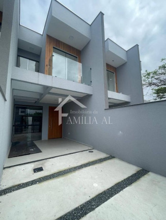 Casa com 3 Quartos à Venda,  em Aventureiro - Joinville