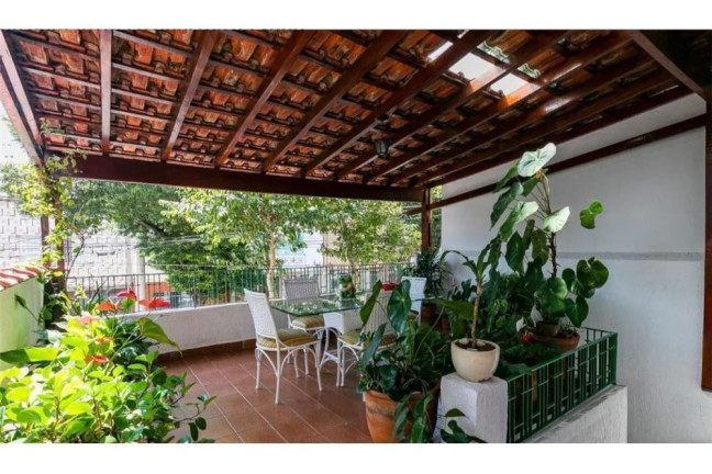 Casa com 3 Quartos à Venda, 107 m² em Mooca - São Paulo