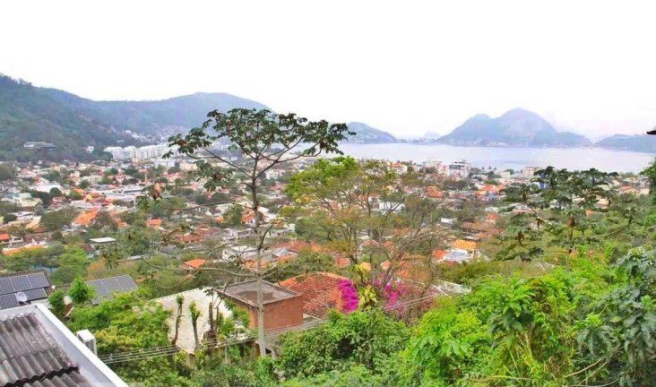 Imagem Casa com 4 Quartos à Venda, 474 m² em São Francisco - Niterói Imagem Casa com 4 Quartos à Venda, 474 m² em São Francisco - Niterói