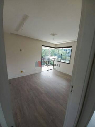 Imagem Casa com 5 Quartos à Venda, 570 m² em Parque Do Imbuí - Teresópolis Imagem Casa com 5 Quartos à Venda, 570 m² em Parque Do Imbuí - Teresópolis