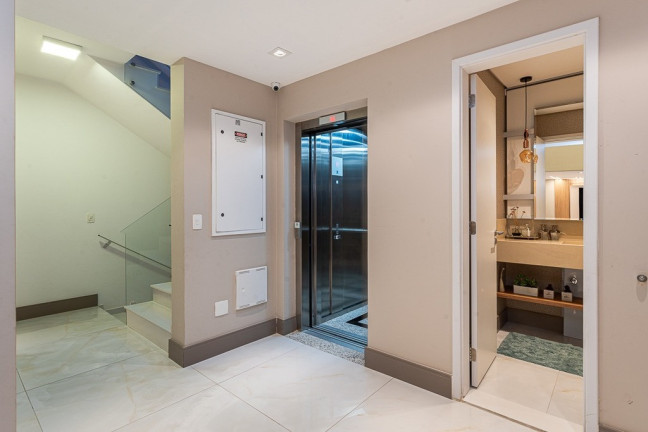 Imagem Casa de Condomínio com 3 Quartos à Venda, 514 m² em Santo Amaro - São Paulo Imagem Casa de Condomínio com 3 Quartos à Venda, 514 m² em Santo Amaro - São Paulo