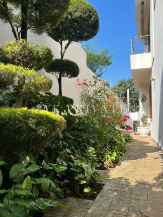 Imagem Sobrado com 5 Quartos à Venda, 385 m² em Alto De Pinheiros - São Paulo