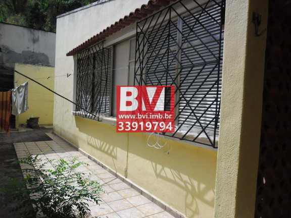 Imagem Casa com 3 Quartos à Venda, 70 m² em Vila Kosmos - Rio De Janeiro Imagem Casa com 3 Quartos à Venda, 70 m² em Vila Kosmos - Rio De Janeiro