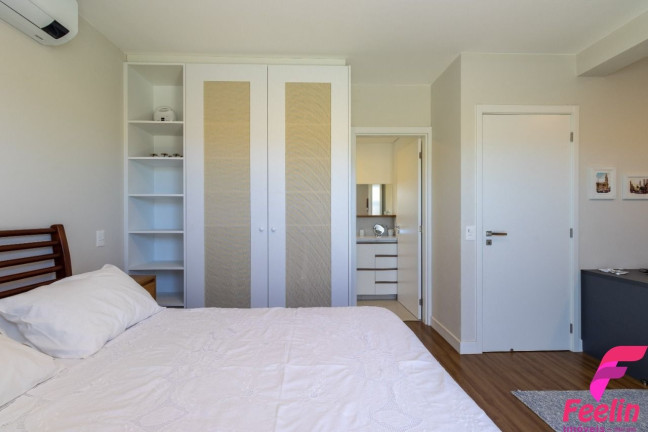 Imagem Casa com 2 Quartos à Venda, 223 m² em Rio Tavares - Florianópolis Imagem Casa com 2 Quartos à Venda, 223 m² em Rio Tavares - Florianópolis