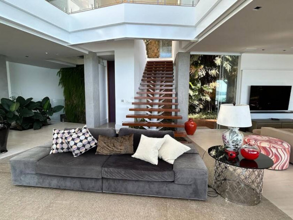 Imagem Casa com 6 Quartos à Venda, 1.100 m² em Praia Vermelha - Ubatuba Imagem Casa com 6 Quartos à Venda, 1.100 m² em Praia Vermelha - Ubatuba