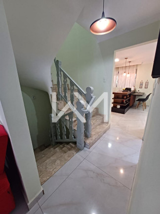 Imagem Casa com 3 Quartos à Venda, 315 m² em Vila Galvão - Guarulhos Imagem Casa com 3 Quartos à Venda, 315 m² em Vila Galvão - Guarulhos