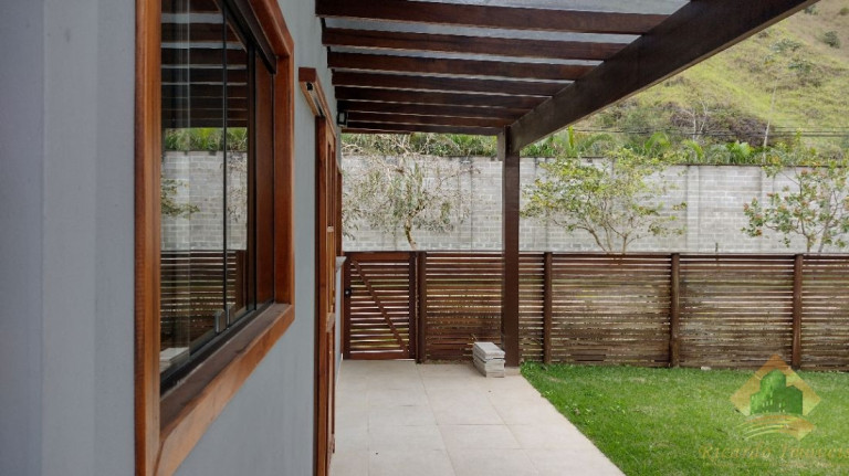 Imagem Casa de Condomínio com 3 Quartos à Venda, 181 m² em Horto Florestal - Ubatuba