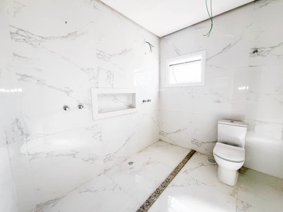 Imagem Sobrado com 3 Quartos à Venda, 220 m² em Estância Velha - Canoas Imagem Sobrado com 3 Quartos à Venda, 220 m² em Estância Velha - Canoas
