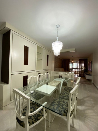 Imagem Apartamento com 3 Quartos para Temporada, 220 m² em Centro - Balneário Camboriú Imagem Apartamento com 3 Quartos para Temporada, 220 m² em Centro - Balneário Camboriú