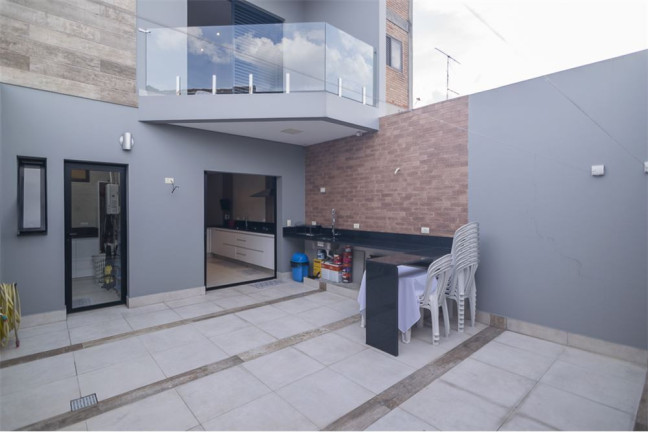 Imagem Casa com 3 Quartos à Venda, 185 m² em Vila Curuçá - Santo André