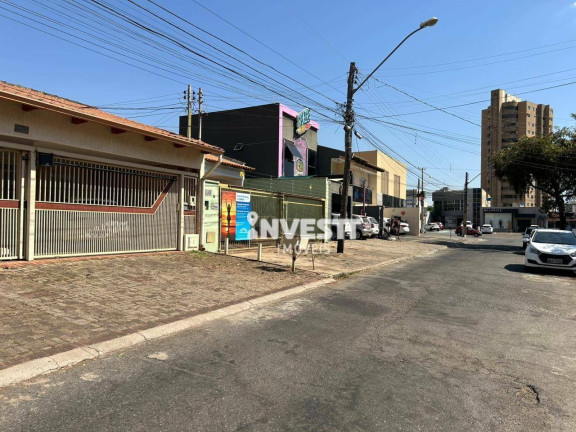 Sobrado com 4 Quartos à Venda, 270 m² em Setor Nova Suiça - Goiânia