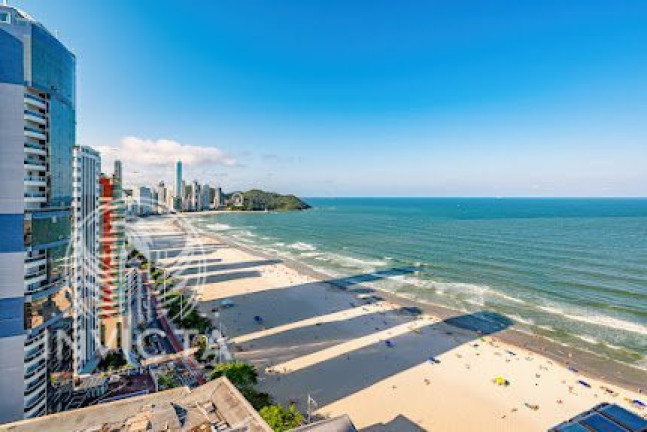 Imagem Apartamento com 4 Quartos à Venda, 140 m² em Centro - Balneário Camboriú Imagem Apartamento com 4 Quartos à Venda, 140 m² em Centro - Balneário Camboriú