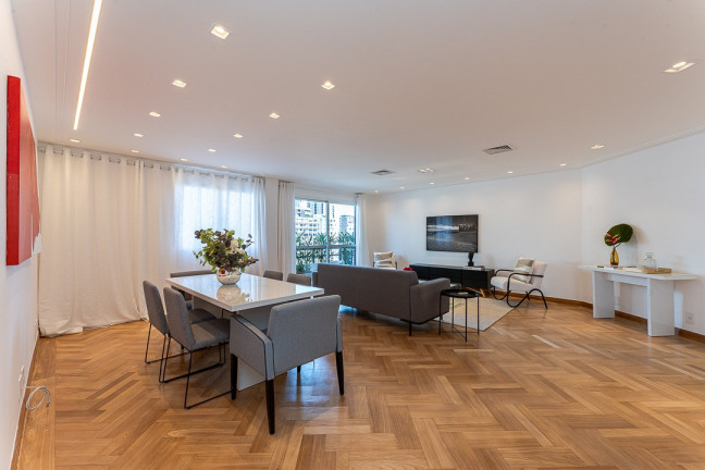 Imagem Apartamento com 2 Quartos à Venda, 143 m² em Itaim Bibi - São Paulo