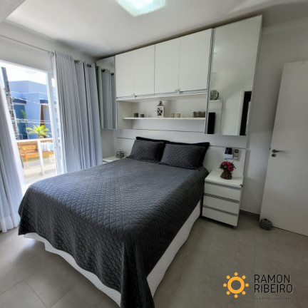 Imagem Sobrado com 4 Quartos à Venda, em Riviera - Bertioga Imagem Sobrado com 4 Quartos à Venda, em Riviera - Bertioga