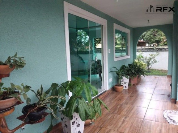 Casa com 5 Quartos à Venda, 365 m² em Itaipu - Niterói